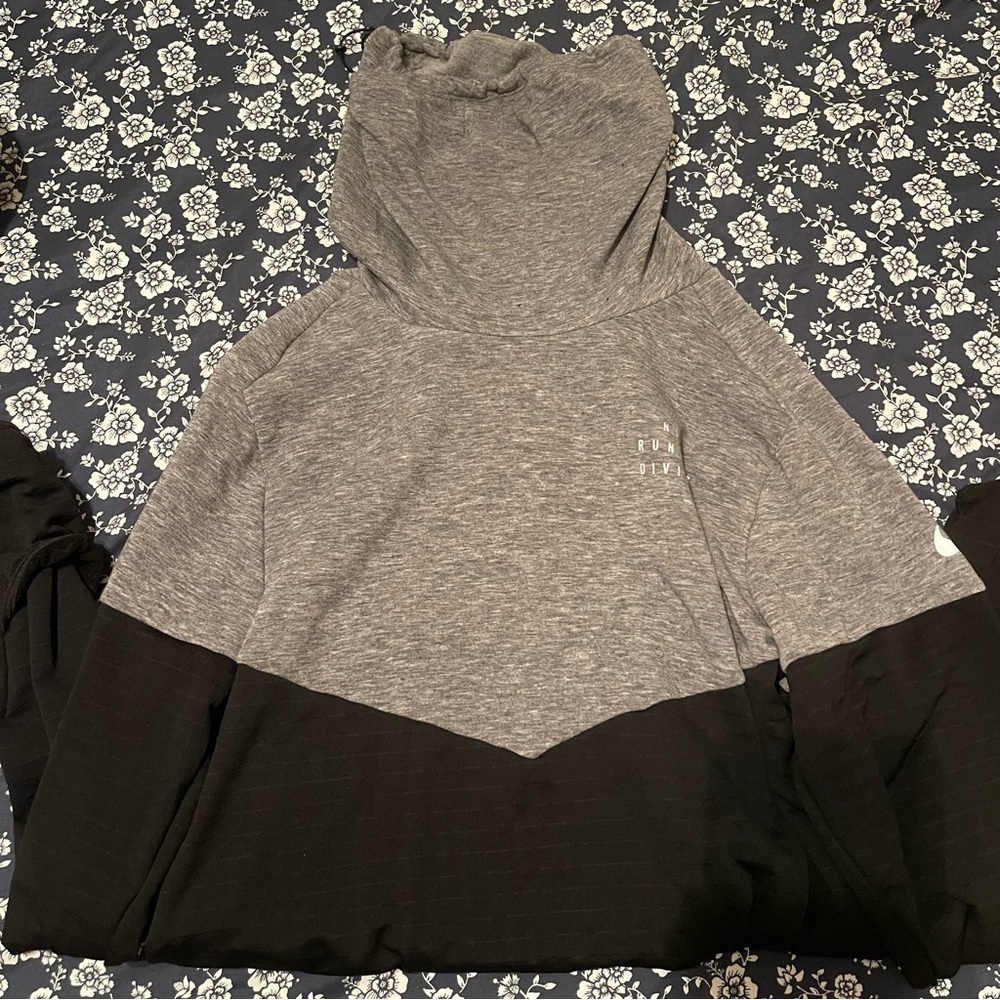 Nike Running Division Sweatshirt